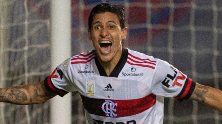 Pedro reafirma sua importância quando o Flamengo mais precisava