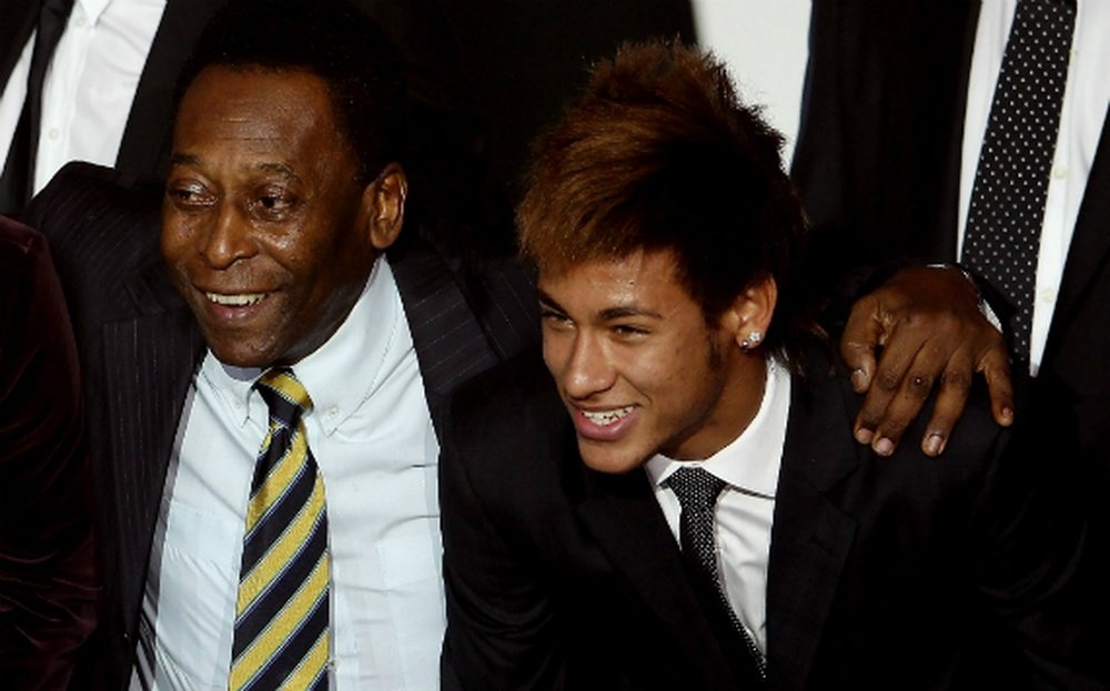 Pelé espera que Neymar consiga bater o seu recorde. Goal