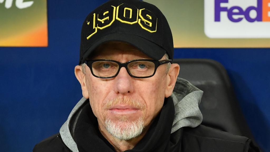 Peter Stöger - Bản Hợp Đồng Ngắn Hạn Cơ Hội Và Thách Thức