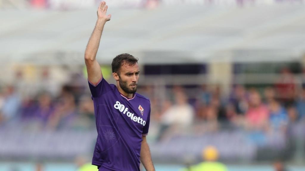 Fiorentina finalise Pezzella deal