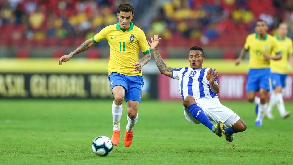 Brazil need Coutinho to step up with Neymar injured – Silva.