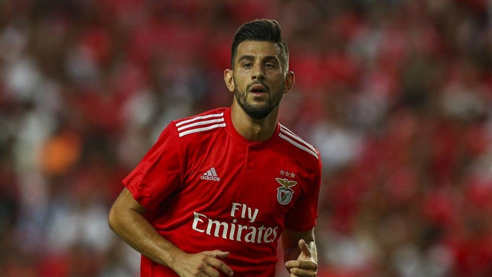 Pizzi has signed a new four year deal at Benfica. GOAL