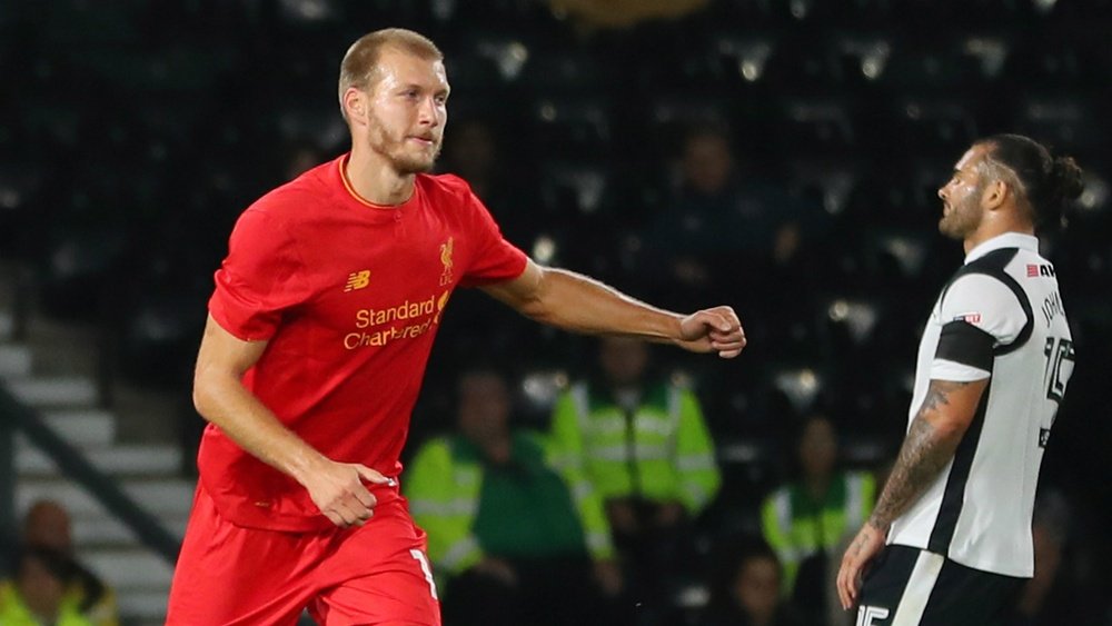 Ragnar Klavan joined Liverpool from Augsburg in the summer. Goal