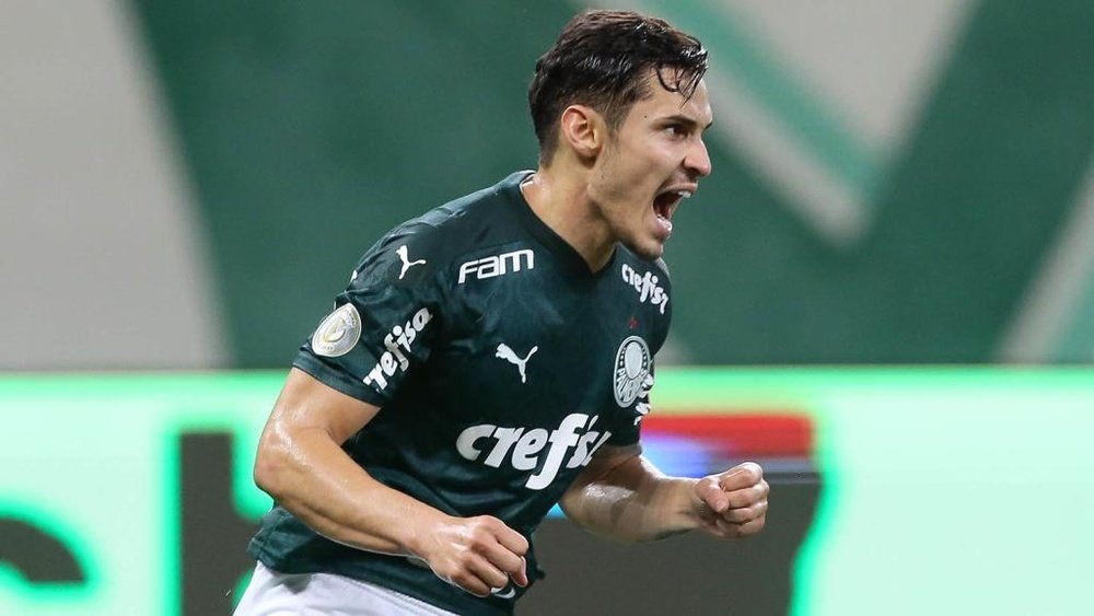 Raphael Veiga dedica título da Libertadores para vô falecido. EFE