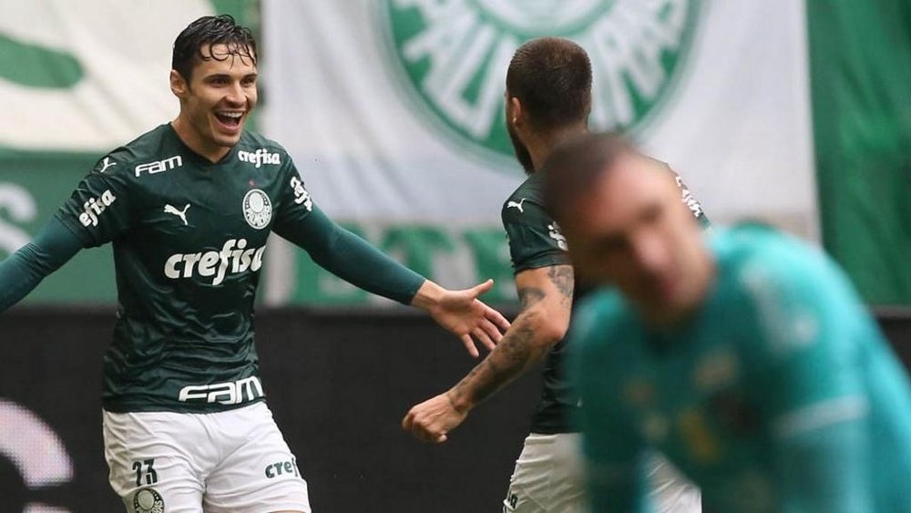 Prass sofre sua maior derrota contra o Palmeiras em possível despedida do Allianz Parque. AFP
