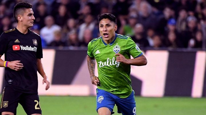 Los Angeles FC 1-3 Seattle Sounders: Visitors stun LAFC to reach MLS Cup final