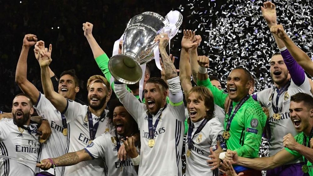 Confira a história e a letra do hino da Champions League! Goal