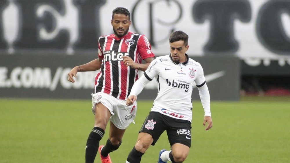 São Paulo perde para o Corinthians e deixa de igualar maior sequência invicta