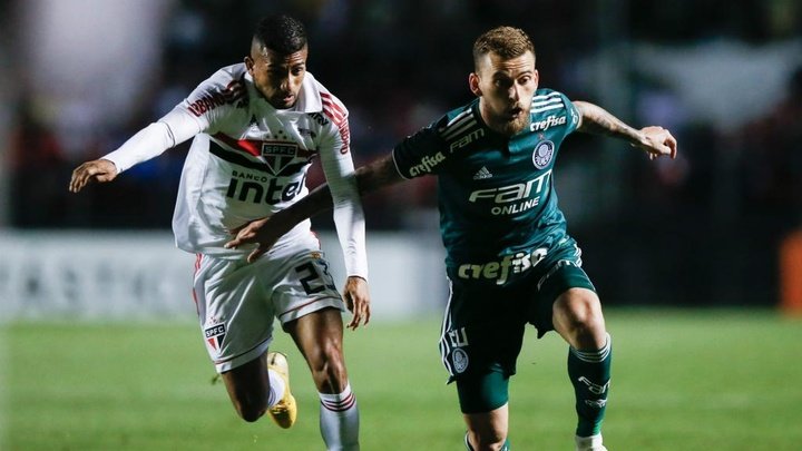Reinaldo lamenta erros em derrota, mas diz que ainda vê São Paulo na briga pelo título