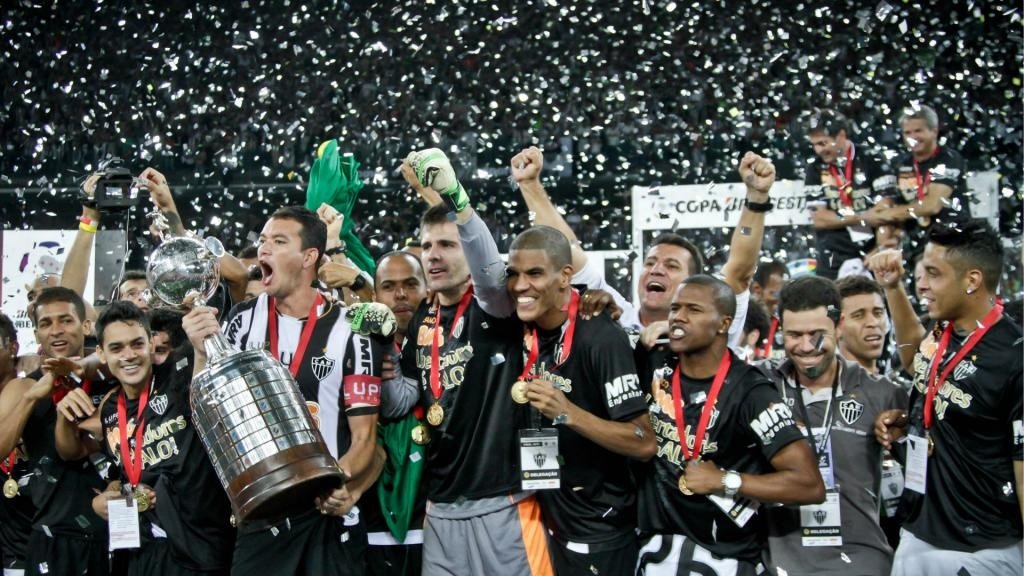 Réver Victor Leonardo Silva Atlético-MG Olimpia. Goal