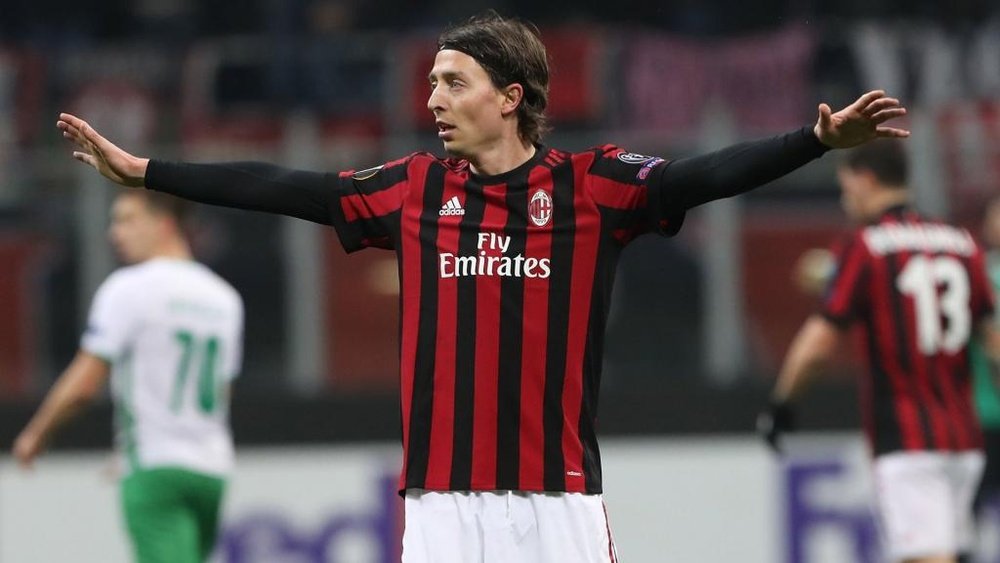 Montolivo si allena con la Primavera. Goal