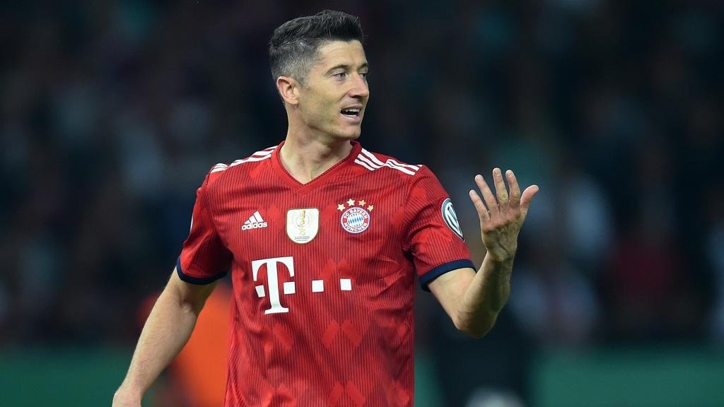 Lewa tem sido associado a uma saída do Bayern. Goal