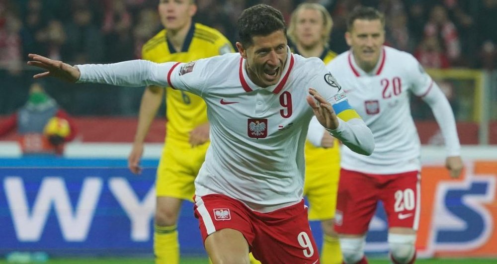 Poland 2-0 Sweden, Poland will feature at the 2022 World Cup. GOAL