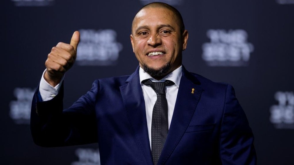 Roberto Carlos pourrait entraîner le Fenerbahçe. Goal