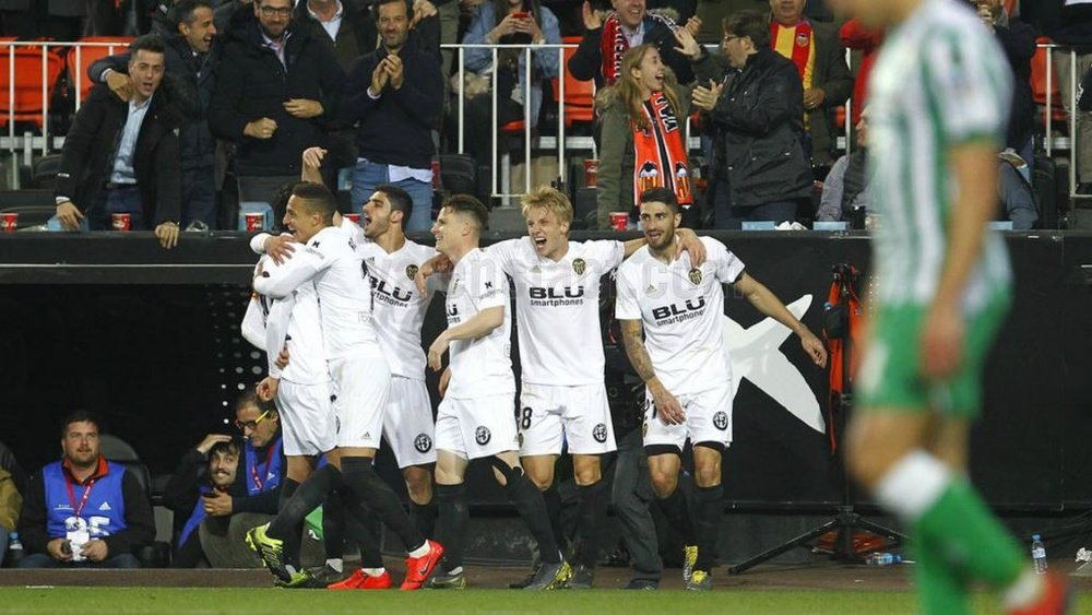 Rodrigo proud to mark Valencia centenary with Copa final.