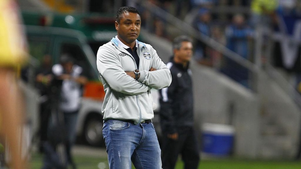 Roger Machado Grêmio Coritiba Copa do Brasil 27082015. DUGOUT