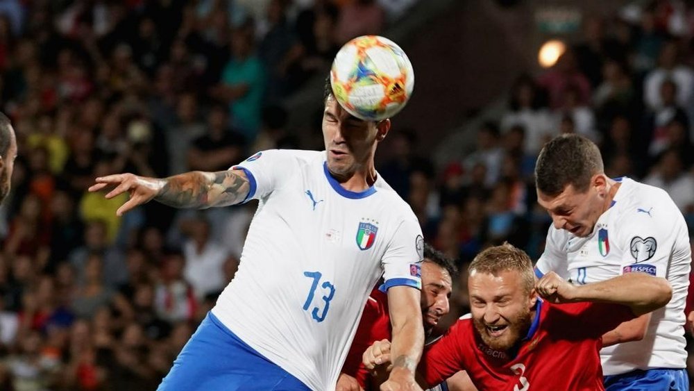 Romagnoli out to replace Chiellini. GOAL