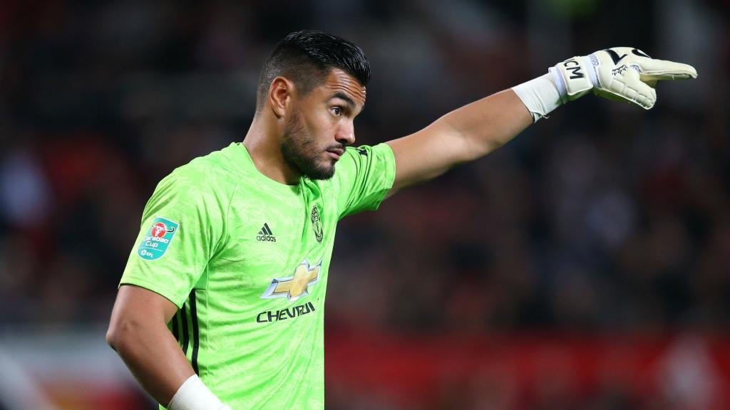 Man Utd goalkeeper Romero unharmed in car crash