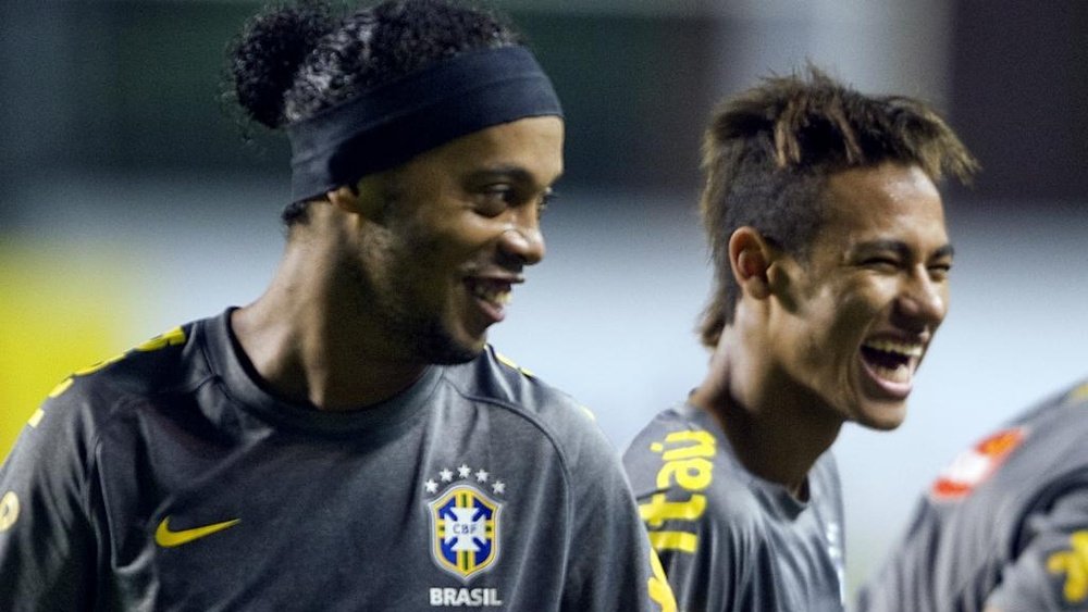 Ronaldinho proche d'un retour en Europe à 39 ans. Goal
