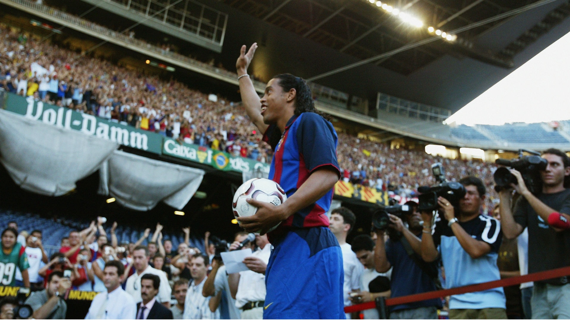 Ronaldinho en tête d'affiche au match des légendes Barcelone - United