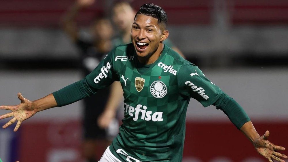 Desde sua estreia pelo Palmeiras, Rony é quem mais decide com gols no time