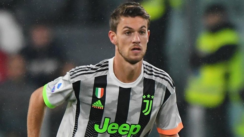 Juventus unlikely to sign players in January, Rugani set to stay – Paratici