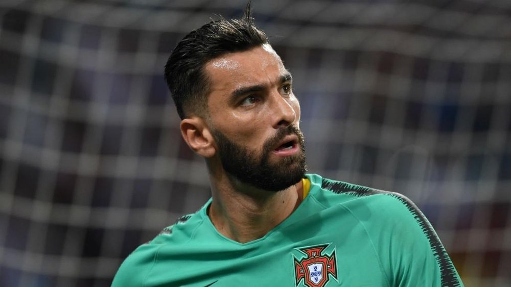 Patricio has signed for Wolves. GOAL