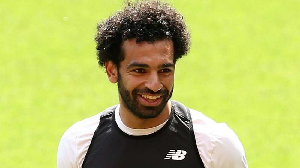 'What are you waiting for?' - Alisson reveals Salah text messages