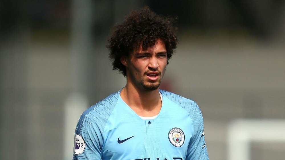 Former teammate Philippe Sandler has been signed for Anderlecht by Kompany. GOAL