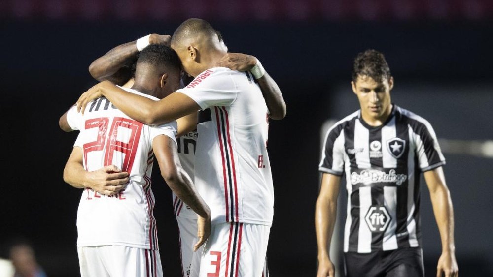 Prováveis escalações de São Paulo e Flamengo. Goal