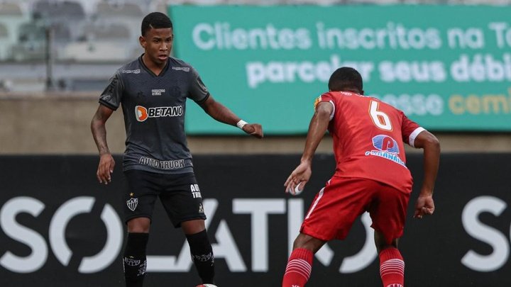 Troyes será o destino de Savinho, vendido pelo Atlético ao Grupo City