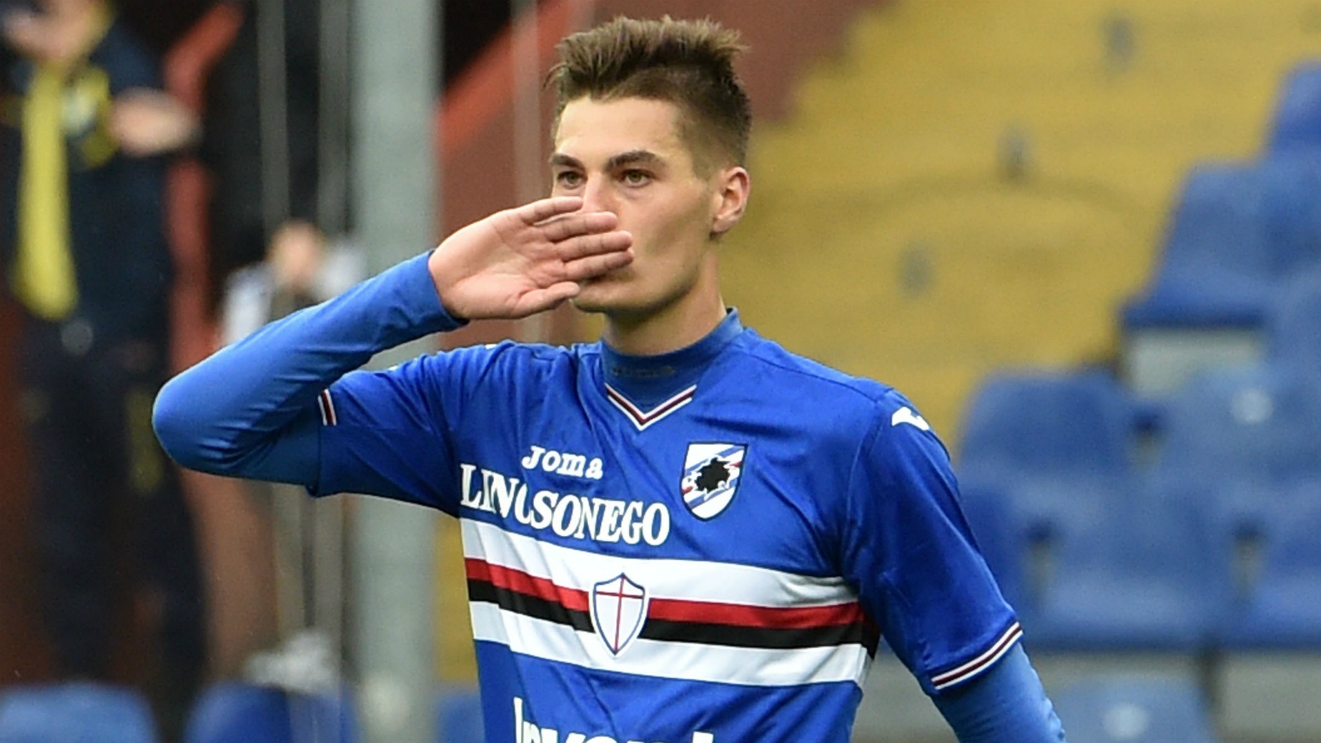 Juventus close in on Schick