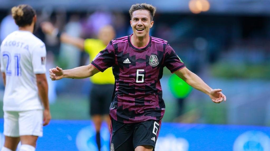Mexico 3-0 Honduras: El Tri top CONCACAF qualifying after win at Azteca. AFP