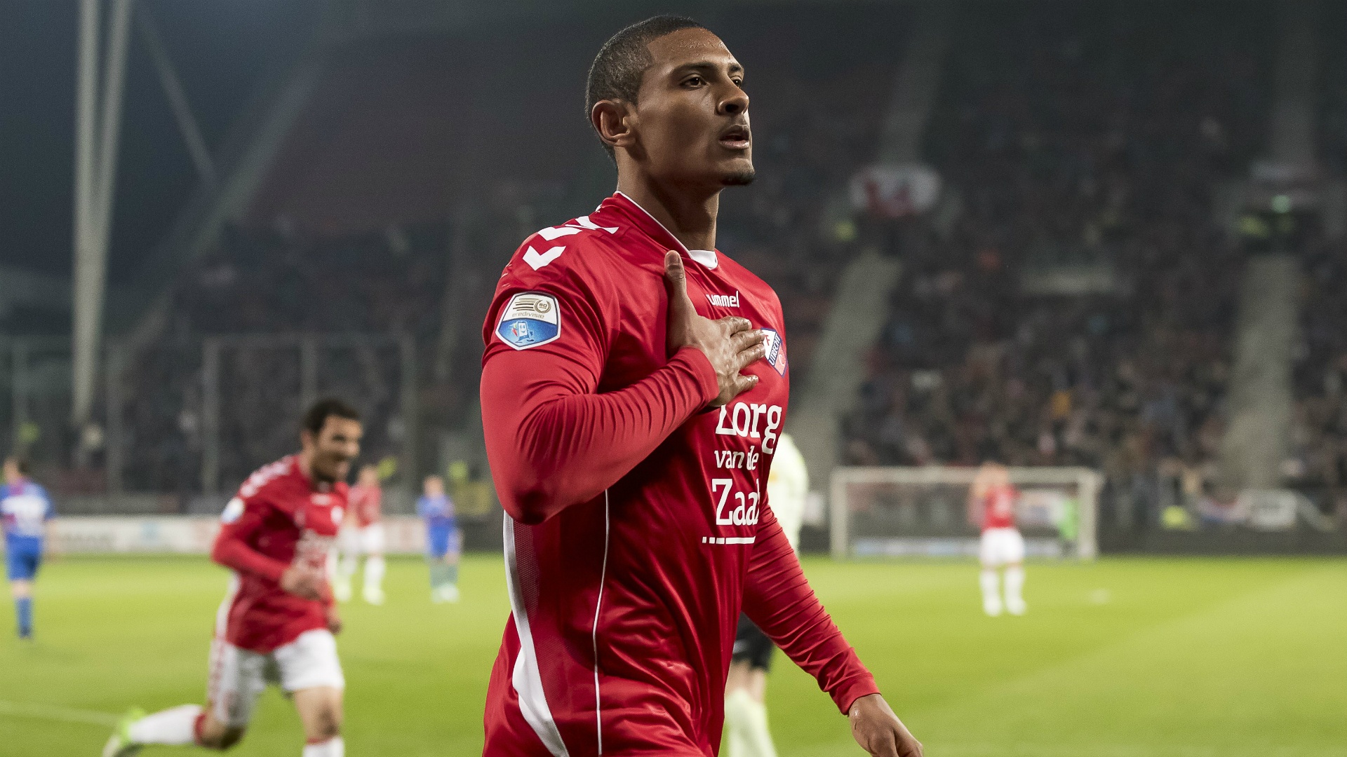 Haller s'engage à Francfort