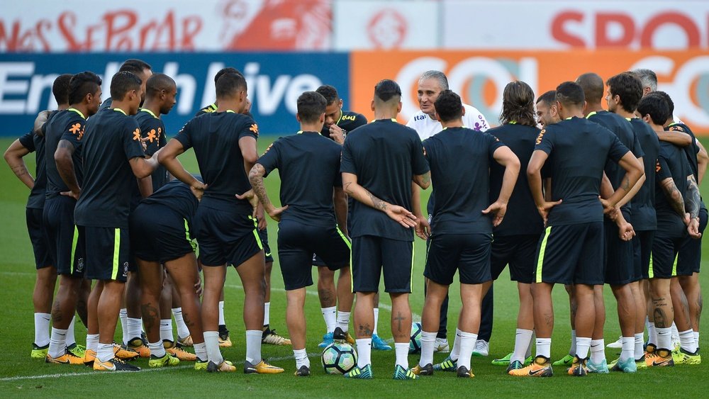 O selecionador já testou o onze que deve utilizar no próximo jogo. Goal