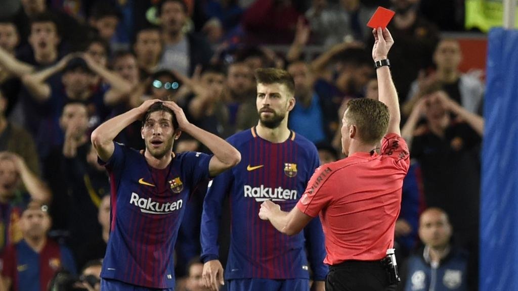 Roberto will miss the remainder of Barca's season. GOAL