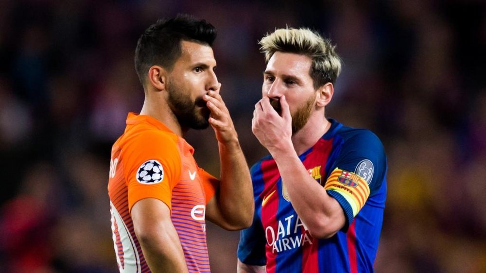 Pour Agüero, le Ballon d'Or doit être Messi. Goal