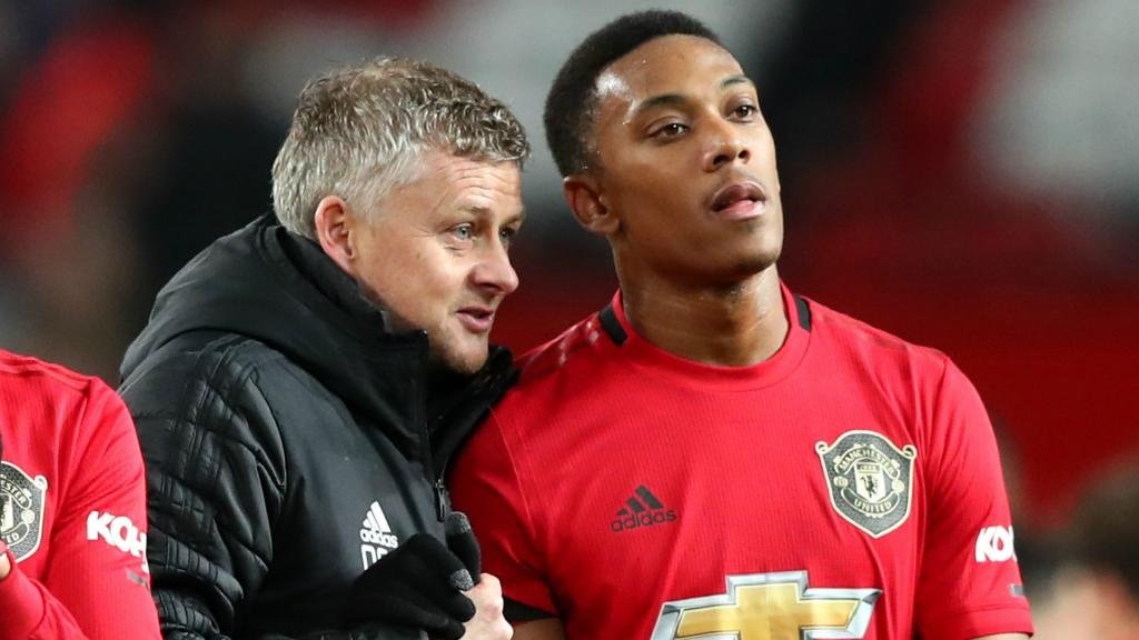 Solskjaer defends misfiring Man United forward Martial