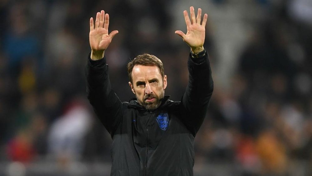 Southgate plans to stay on