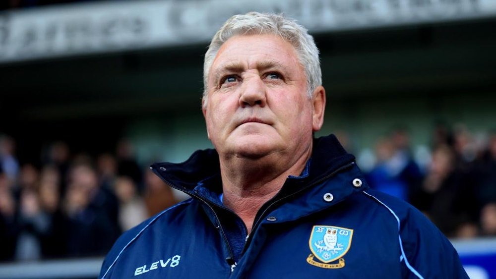 Newcastle officially announce Steve Bruce as Benitez's replacement. GOAL