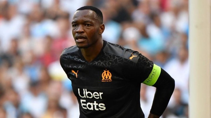Mandanda tests positive for COVID-19 while on France duty
