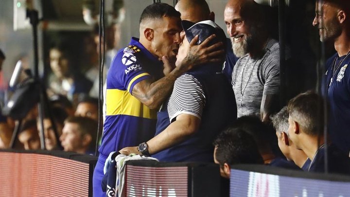 I was lucky that way – Tevez explains Maradona kiss