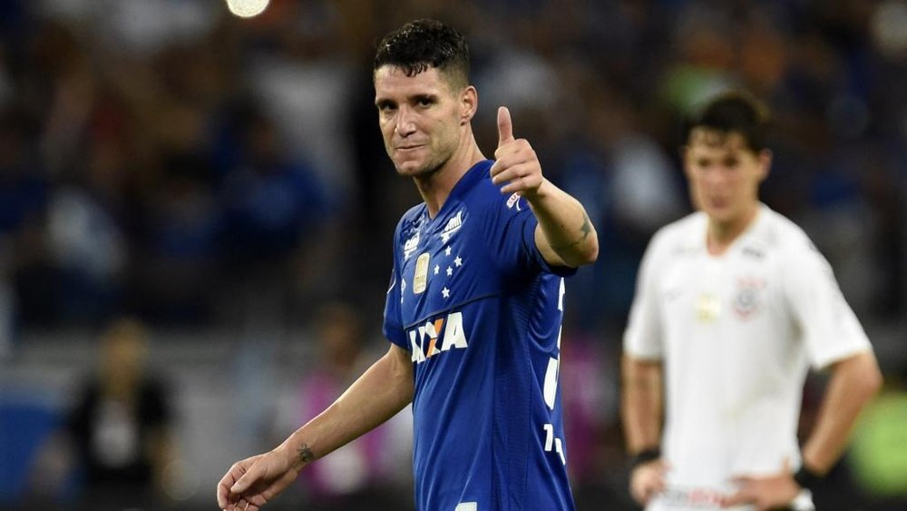 Thiago Neves fala sobre afastamento do Cruzeiro