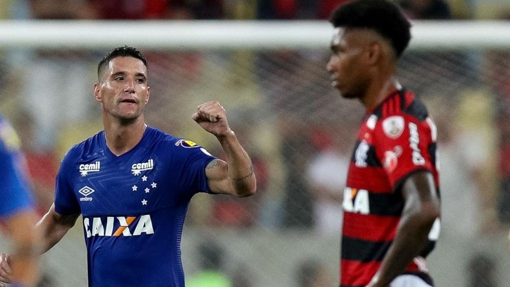 Thiago Neves exalta torcida do Cruzeiro no Maracanã, e comemora ‘fim do jejum’