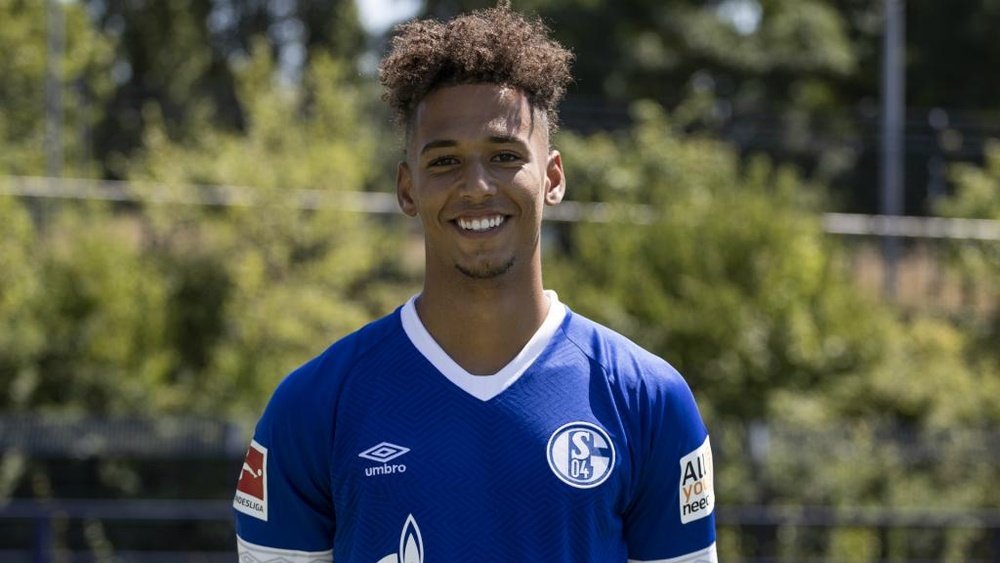 Kehrer is thought to be on the verge of joining PSG. GOAL