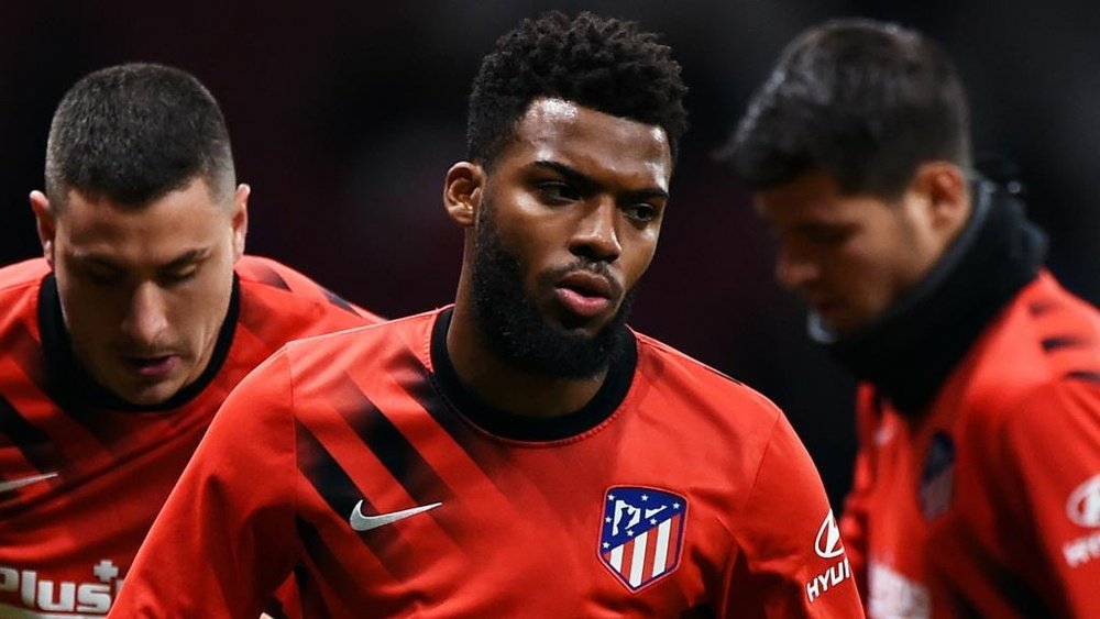 La direction à bout : Lemar poussé vers la sortie...