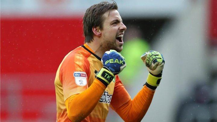 Norwich's Krul signs new deal and has 'unfinished business' in Premier League