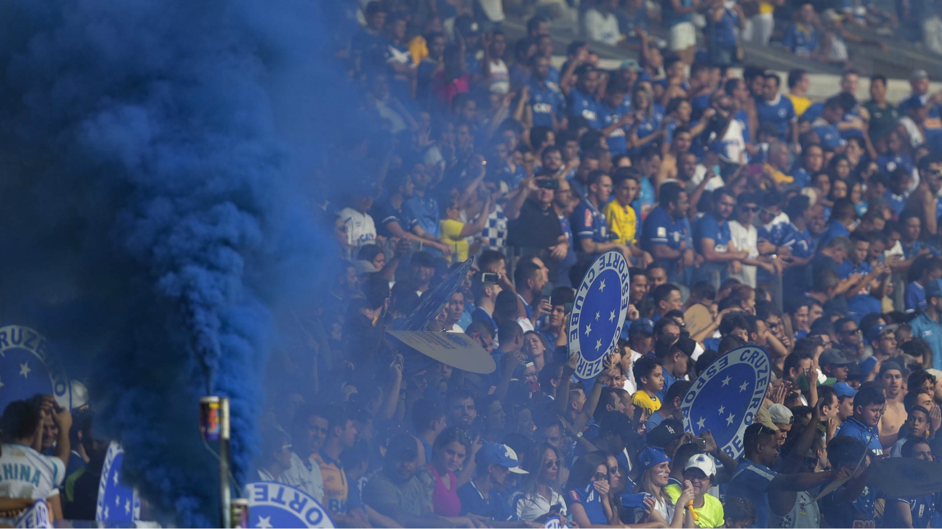 Imagem incrível da torcida da 'Raposa'. Goal