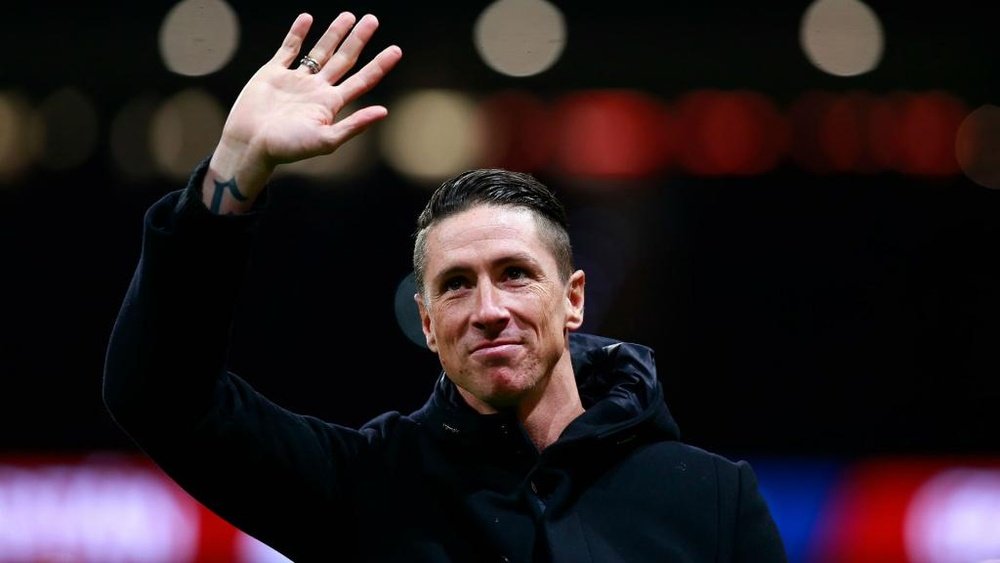 Simeone lauds 'absolute legend of football' Torres following retirement
