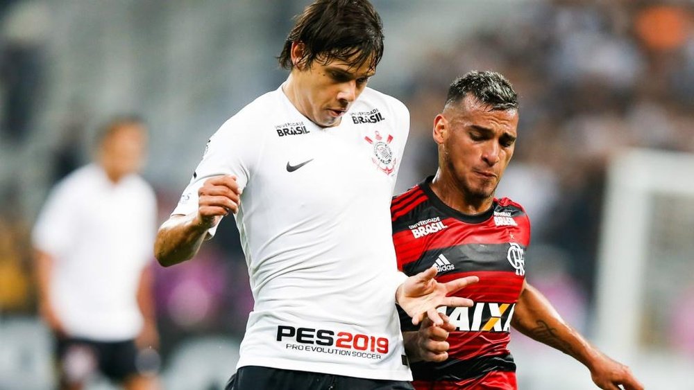 Corinthians inclui Romero em lista de inscritos para Sul-Americana